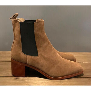 Steve Madden Women's Rhiannon Chelsea Boots Size 10 Brown Suede Block Heel